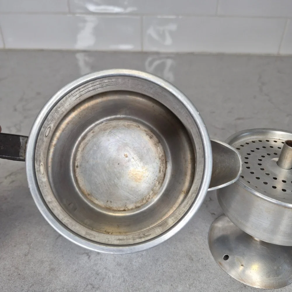 Wear-Ever X-3002 Coffee Percolator Vintage Aluminum Bakelite Handle‎ Silver